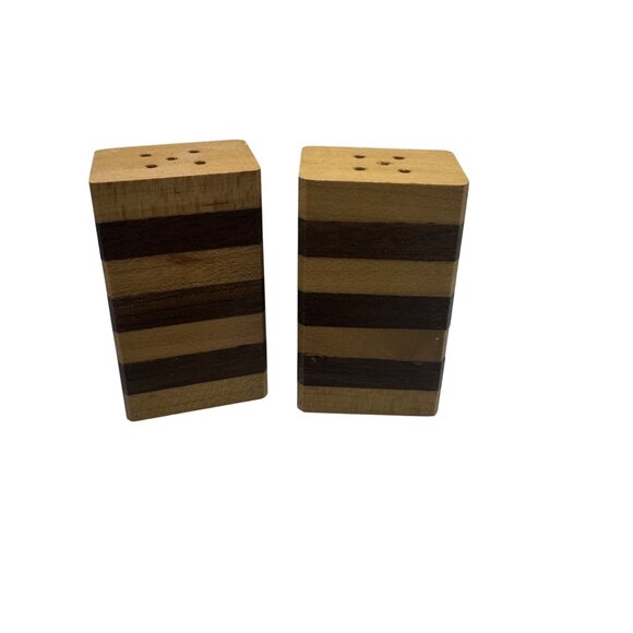 Square Wooden Salt & Pepper Shakers With Striped Design - Picture 4 of 5